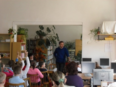 Beseda so spisovateľom Karpinským [24.09.2012]