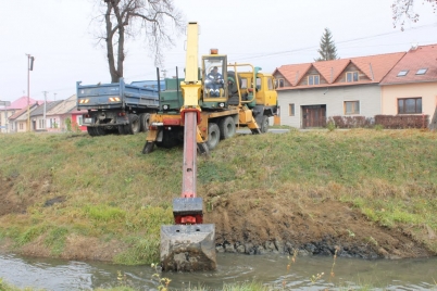 Čistenie koryta Žehrice [07.12.2011]
