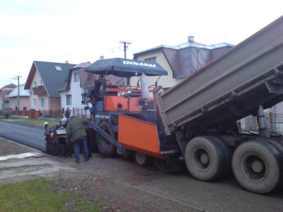Nový koberec na Kukučínovej ulici [26.07.2010]