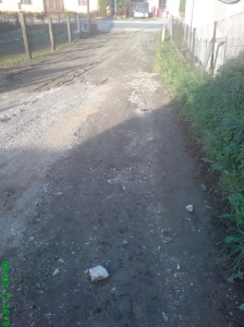 Oprava pristupovej cesty k školám zo žel.ulice [09.12.2012]