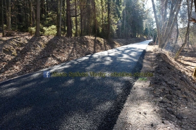 Zrekonštruovaná cesta Zahurou [23.04.2022]